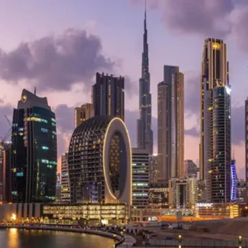 Buying Property from Developers vs. Secondary Market in Dubai
