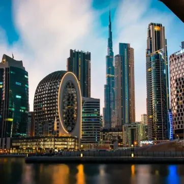 أفضل المشاريع العقارية في الخليج التجاري دبي 2026