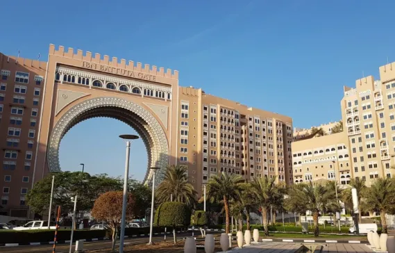 Guide to the Jebel Ali Area in Dubai: Location, Housing, and Real Estate