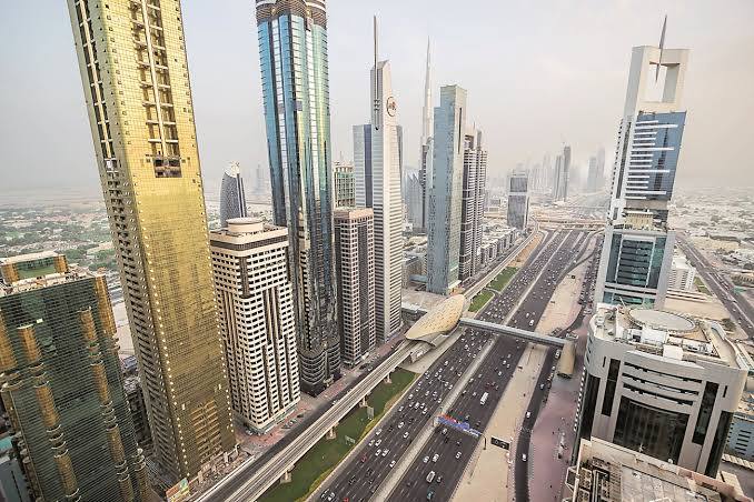 هل يُسمح للجزائريين بالاستثمار في دبي؟