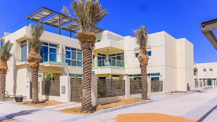 Dubai villa prices in Indian rupees